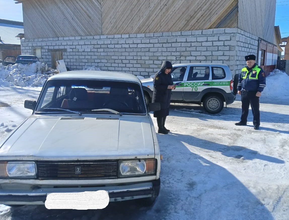 В Парабельском районе продолжаются совместные мероприятия Госавтоинспекции и судебных приставов по выявлению злостных неплательщиков штрафов.